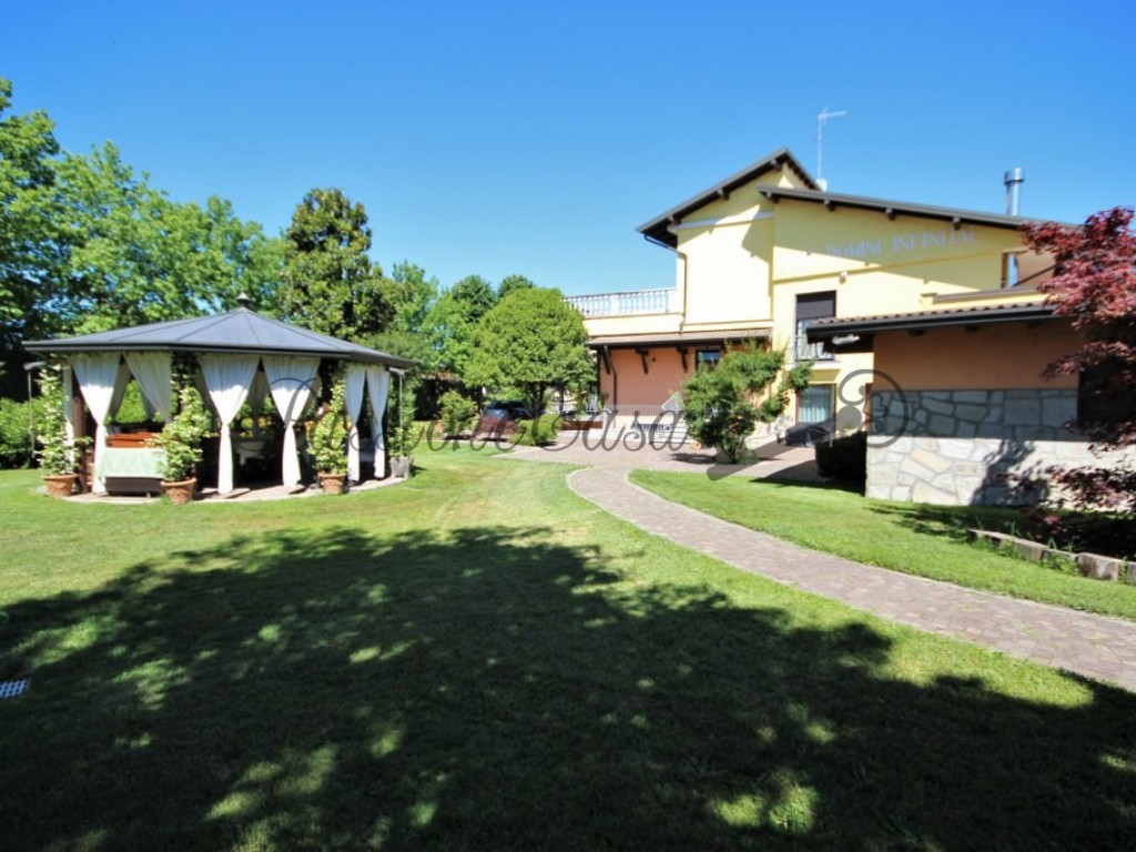Vendita Villa unifamiliare Casa/Villa Vigevano 361212