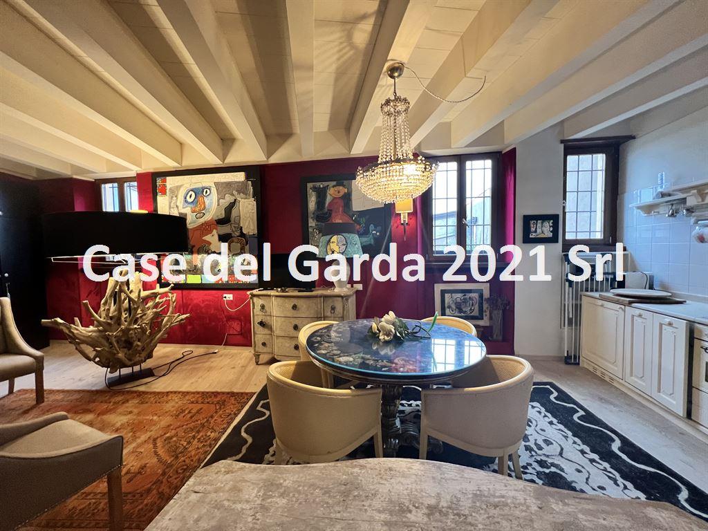 Vendita Bilocale Appartamento Desenzano del Garda Via Castello 47 433537