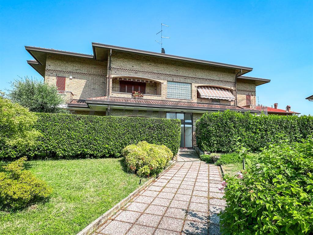 Vendita Trilocale Appartamento Cesano Maderno Via Montale 431894
