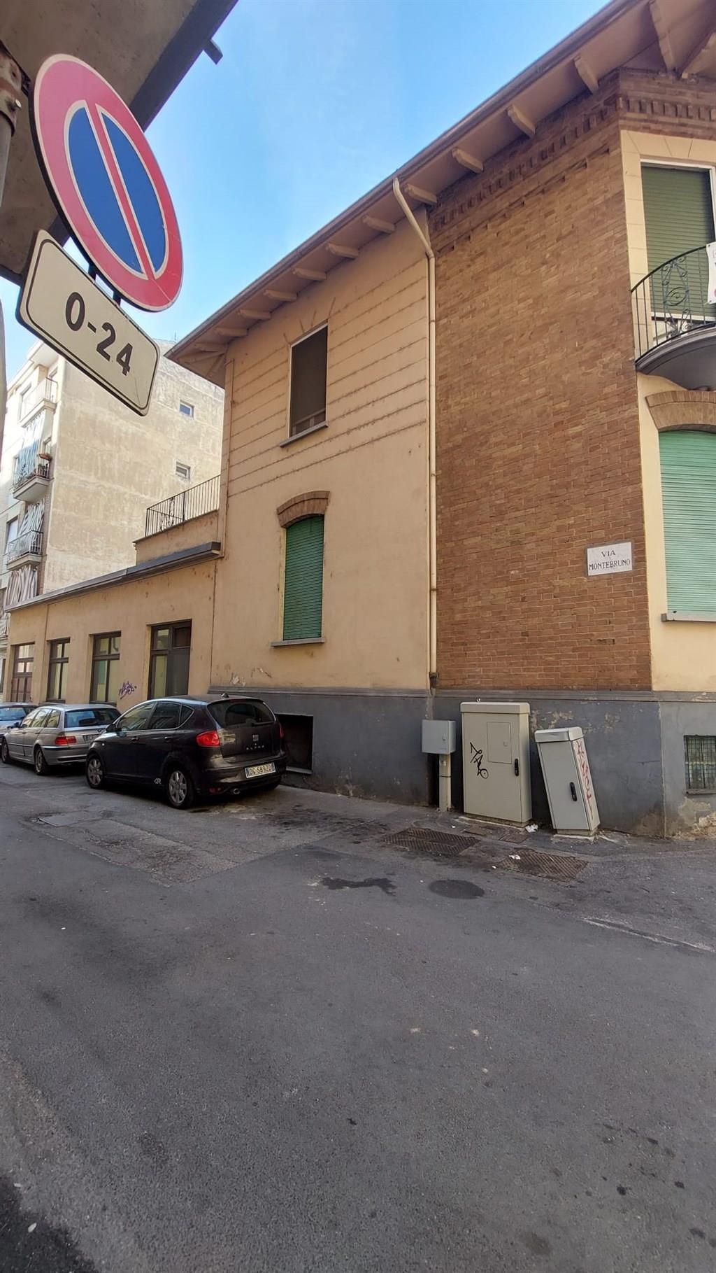 Porzione di casa in vendita in via pascoli 7, Asti