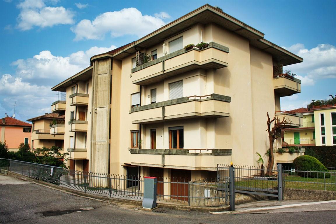 Vendita 5 Locali Appartamento Desenzano del Garda viale Motta 89 455083