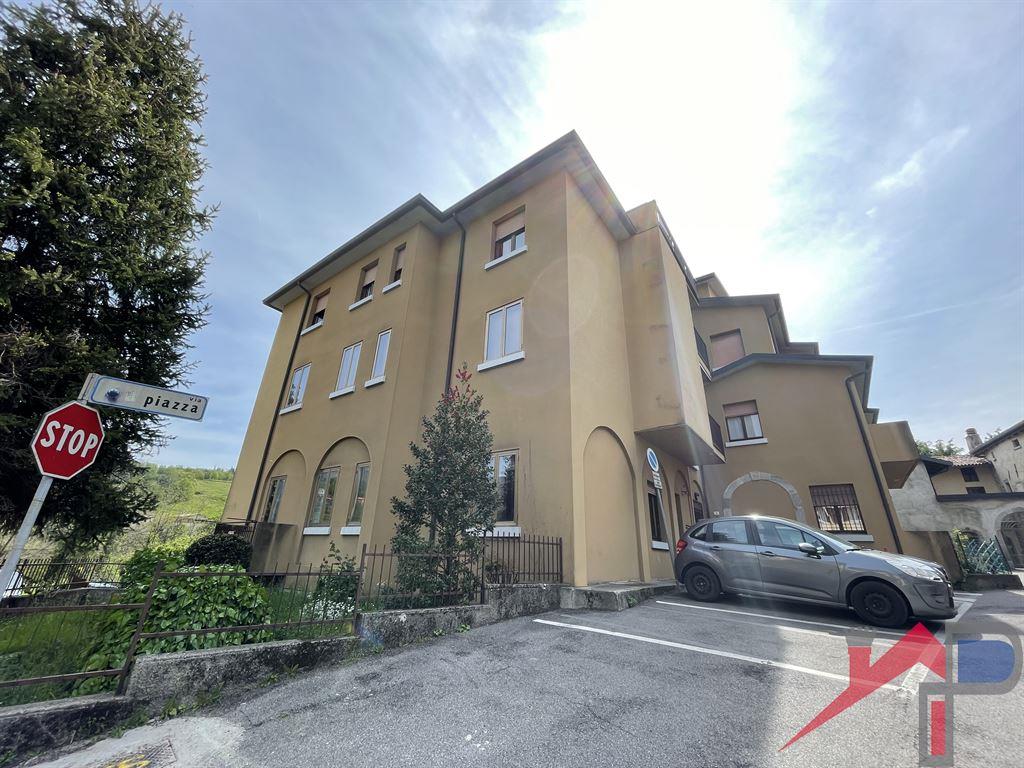 Vendita Trilocale Appartamento Caprino Bergamasco 420413