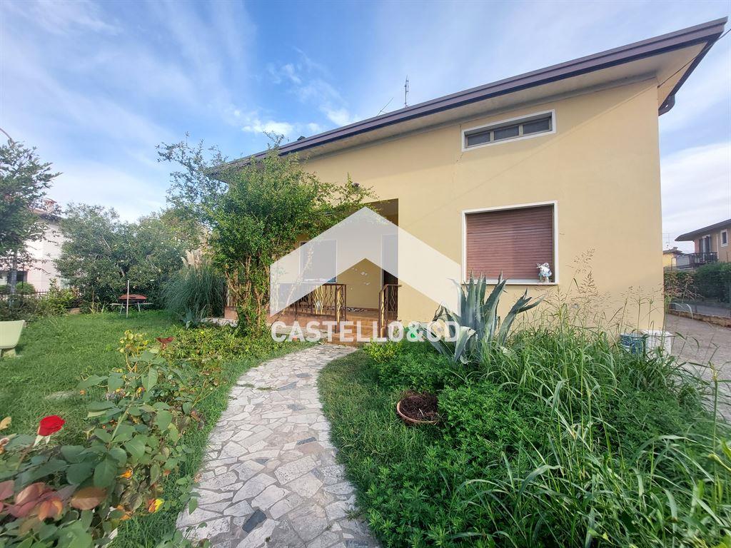 Vendita Villa unifamiliare Casa/Villa Desenzano del Garda Via Unita' D'Italia 80 476282
