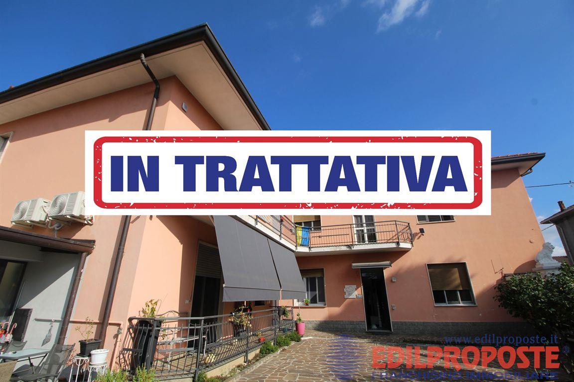 Vendita Trilocale Appartamento Lazzate via Dante  398396