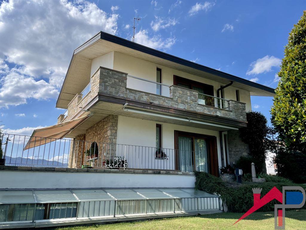 Vendita Villa unifamiliare Casa/Villa Cisano Bergamasco 502395