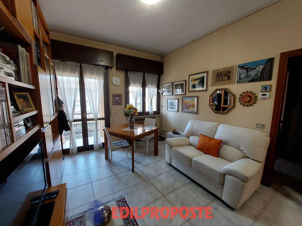 Vendita Bilocale Appartamento Desio via Isonzo 3 468639
