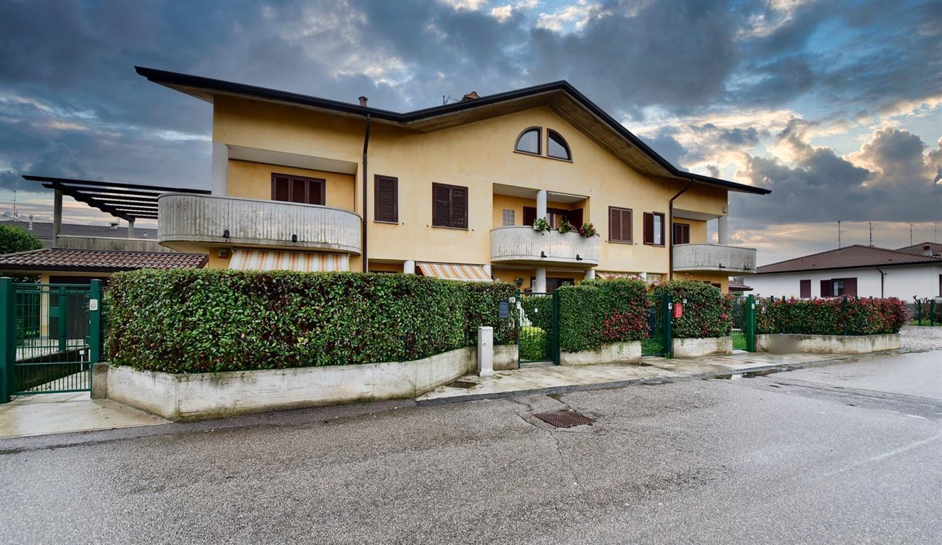 Vendita Villetta a schiera Casa/Villa Lazzate Via Bernina 36 456750