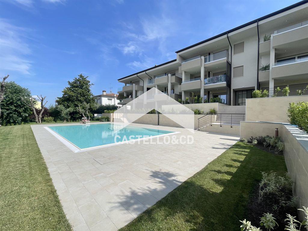 Vendita Trilocale Appartamento Desenzano del Garda Via Villa del Sole  433893