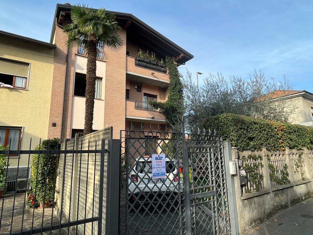 Vendita Villetta Bifamiliare Casa/Villa Bovisio-Masciago Via Francioli 7 385596