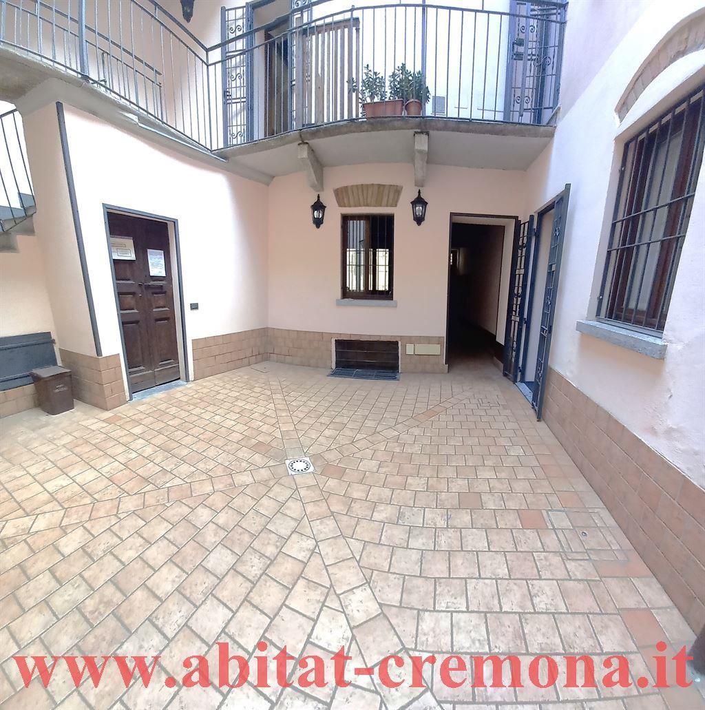 Affitto Bilocale Appartamento Cremona via ettore sacchi 5 457223