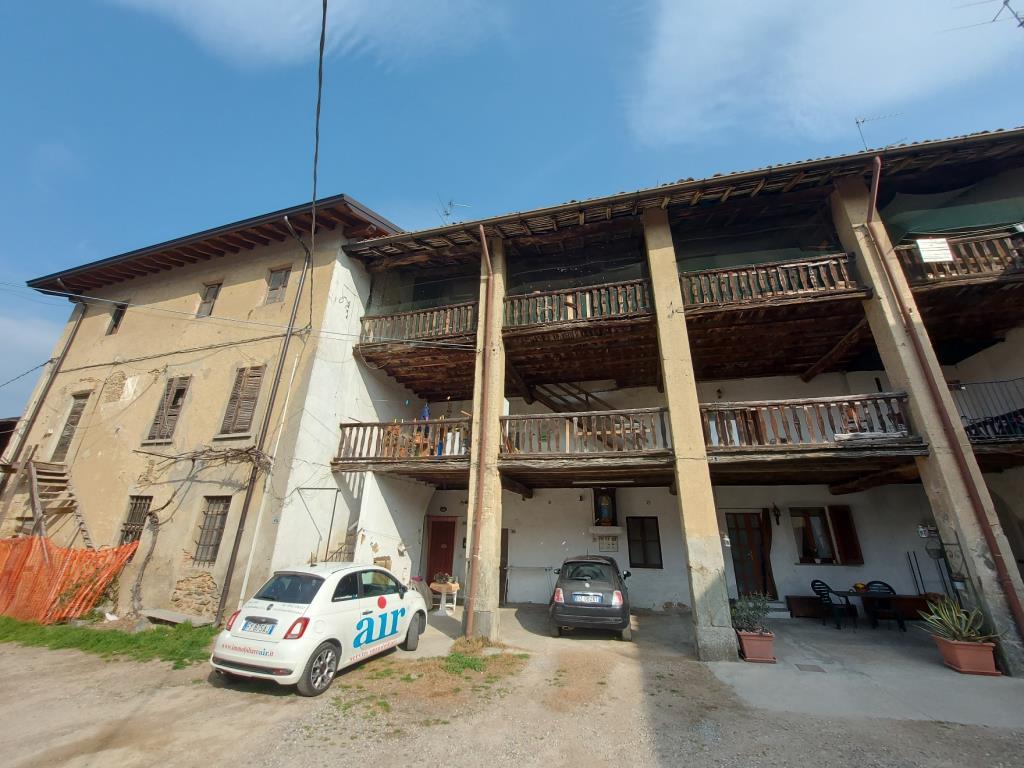 Vendita Rustico/Casale/Castello Casa/Villa Giussano Via Monte Resegone 11 408378