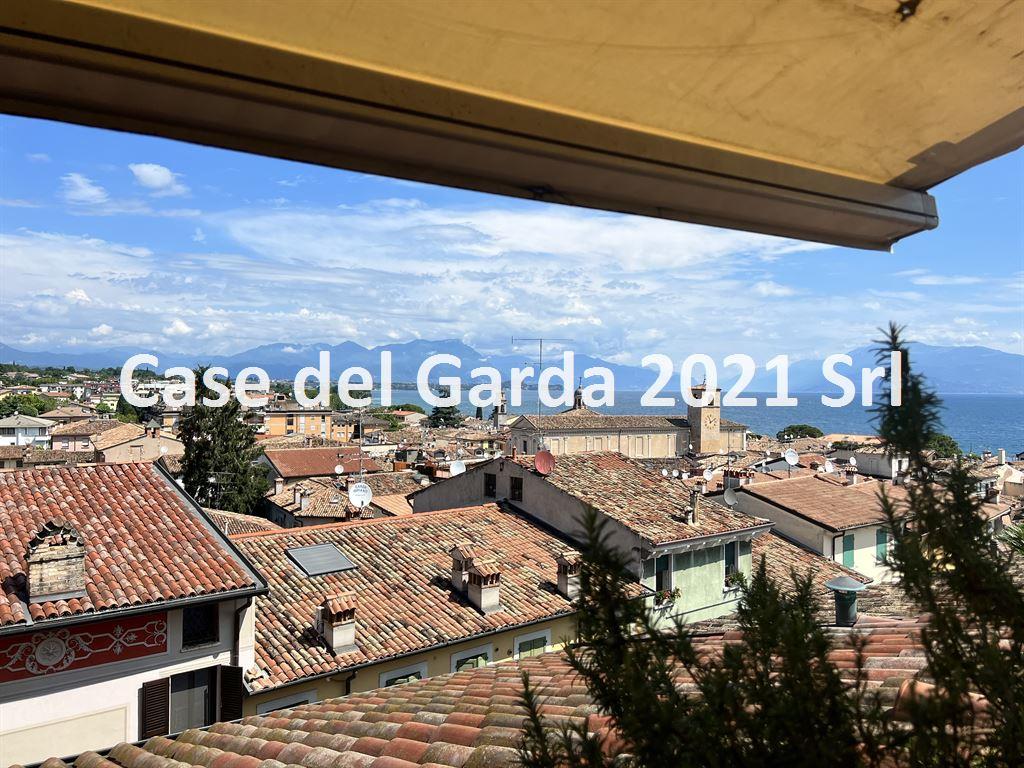 Vendita Trilocale Appartamento Desenzano del Garda Via Castello 47 433536